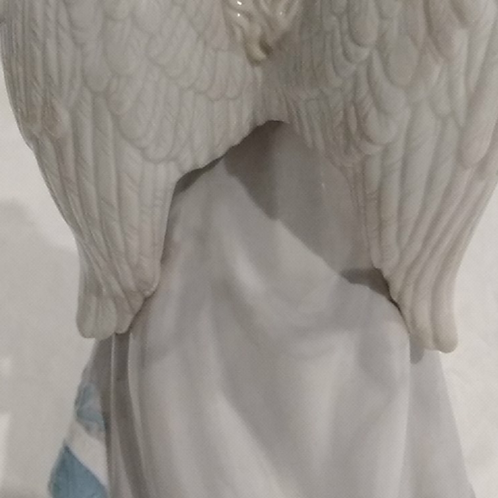 SALE Bundle Of Beautiful Angels - Picture 9 of 14